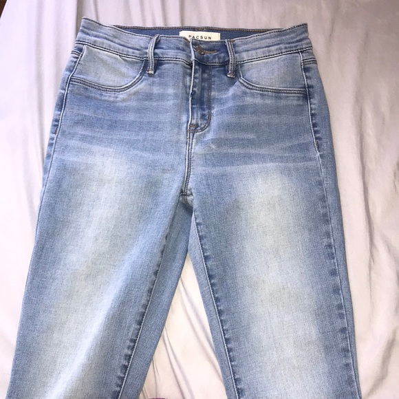 PACSUN LIGHT/MEDIUM WASHED JEANS - Picture 3 of 4